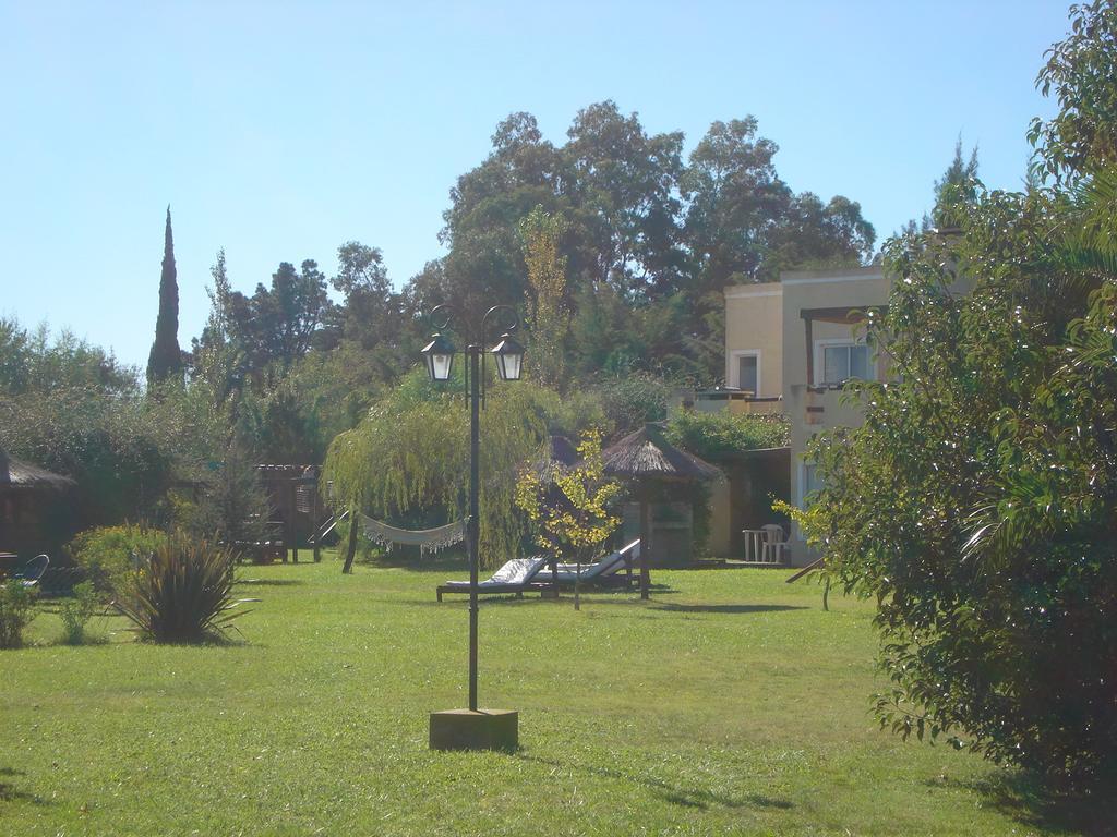 Cabanas Hoja De La Tierra Chascomús Buitenkant foto